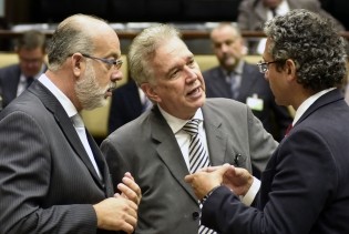 Projeto que simplifica concessões de rodovias é aprovado pelo Legislativo