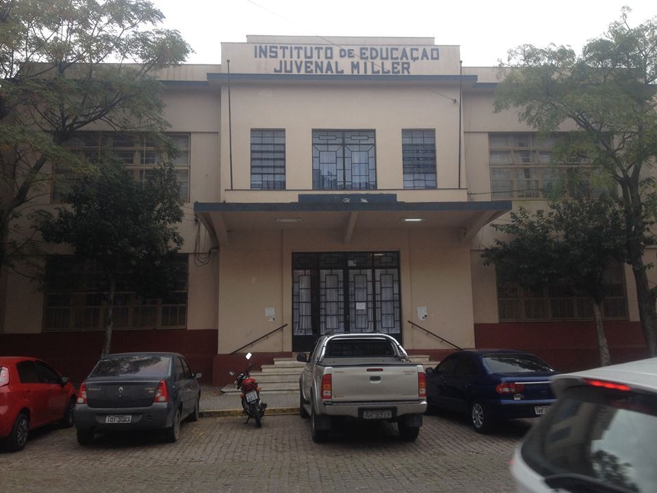 Estudantes ocupam escolas em Rio Grande