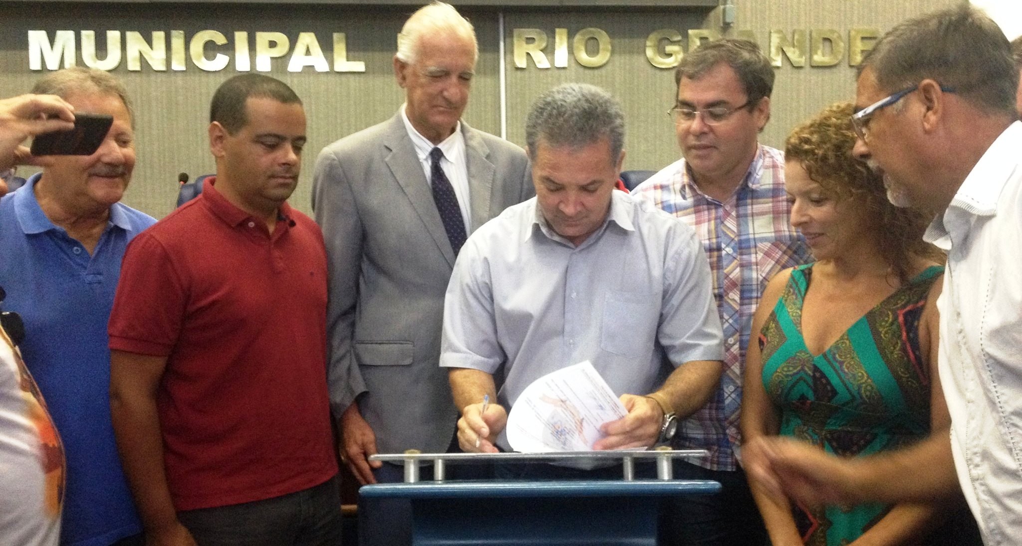Legislativo formaliza repasse de verba para Santa Casa