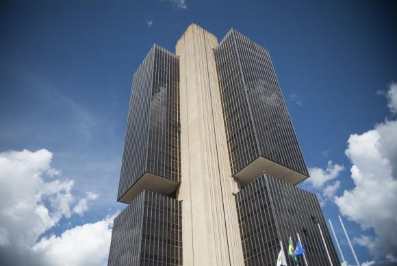 Mercado estima queda da inflação após oito semanas em alta