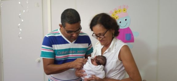 Lei que amplia licença-paternidade para 20 dias é sancionada