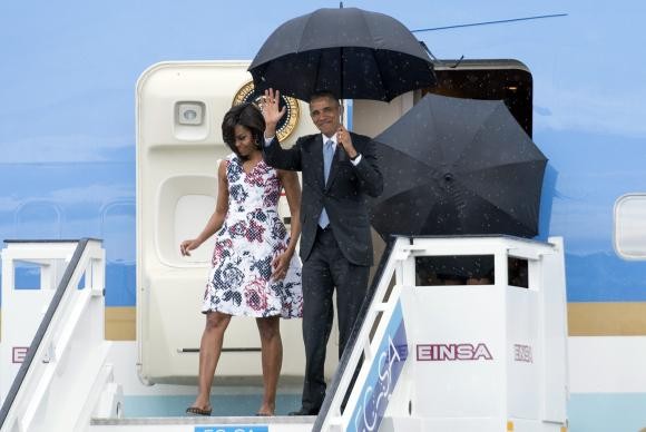 Obama desembarca em Havana e se diz ansioso para conhecer cubanos