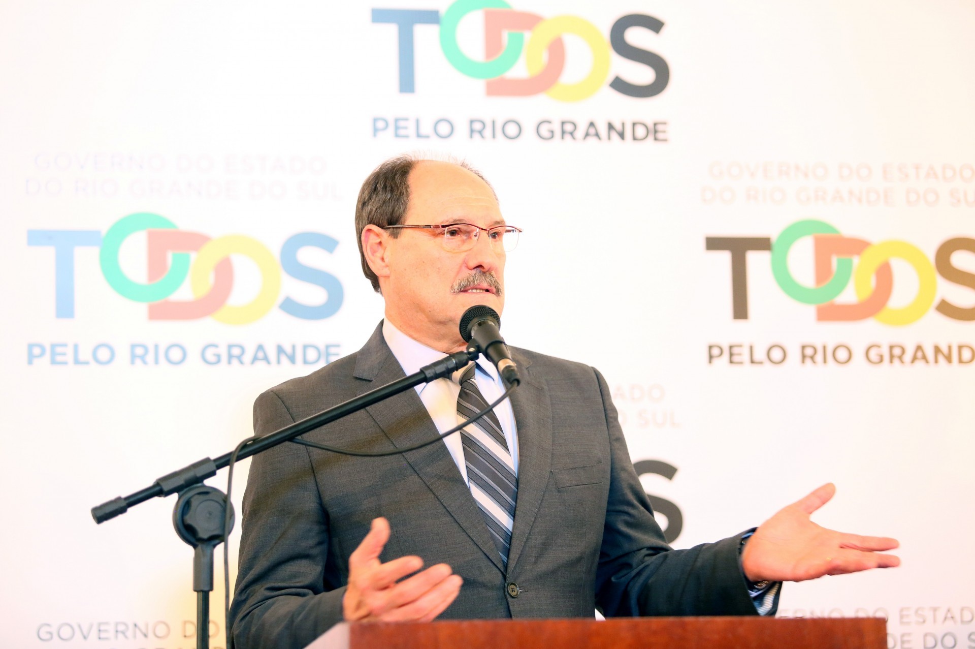 Sartori defende interesses do RS em reunião com Temer hoje