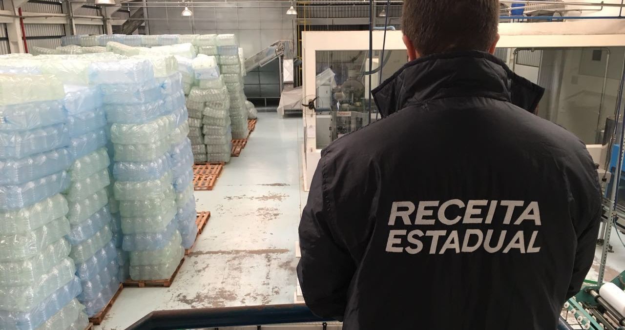 Receita Estadual participa de operação contra contaminação de água mineral