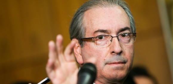 Eduardo Cunha renuncia à Presidência da Câmara