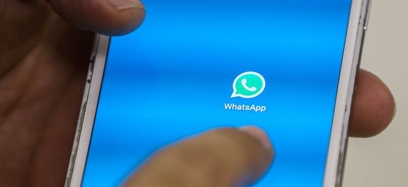 Presidente do STF derruba decisão que bloqueou WhatsApp no país