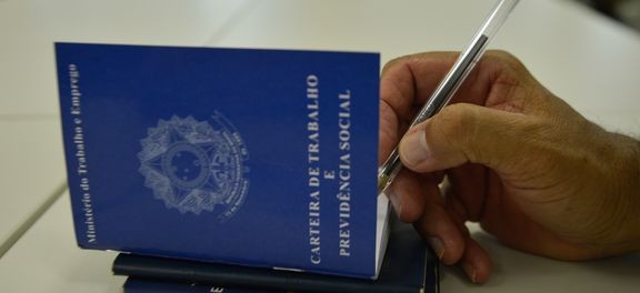 Governo enviará ao Congresso reforma trabalhista até o fim do ano, diz ministro