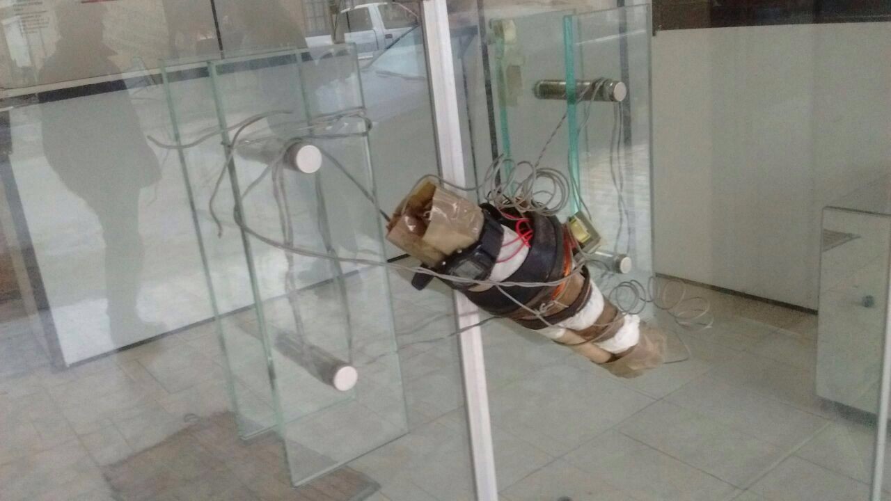 Artefato colocado na porta da Prefeitura do Chuí não era explosivo