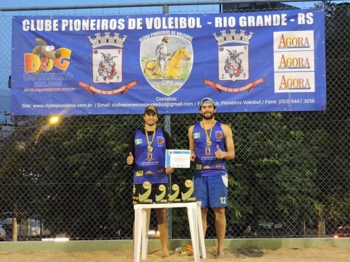Riograndinos vencem Campeonato Estadual Profissional Masculino de Vôlei de Duplas