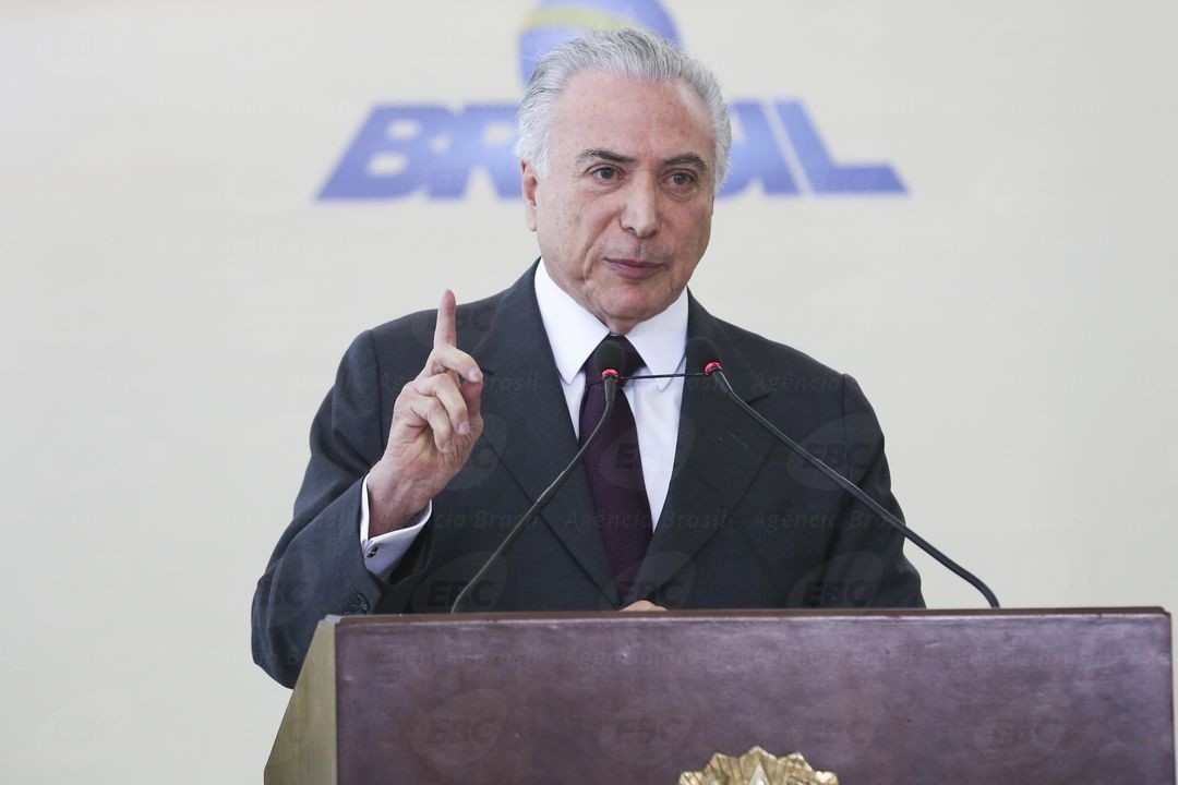 Governo federal divulga projeto de privatizações que incluem aeroportos, rodovias, ferrovias e campos de petróleo