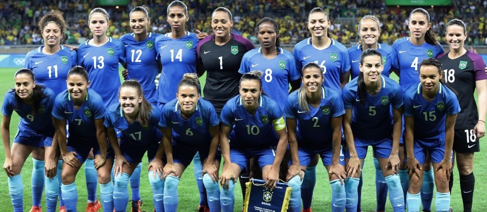 Brasil supera Austrália nos pênaltis e vai à semifinal do futebol feminino