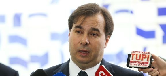 "Não vai ter jeitinho", diz Maia sobre novas regras para eleições municipais