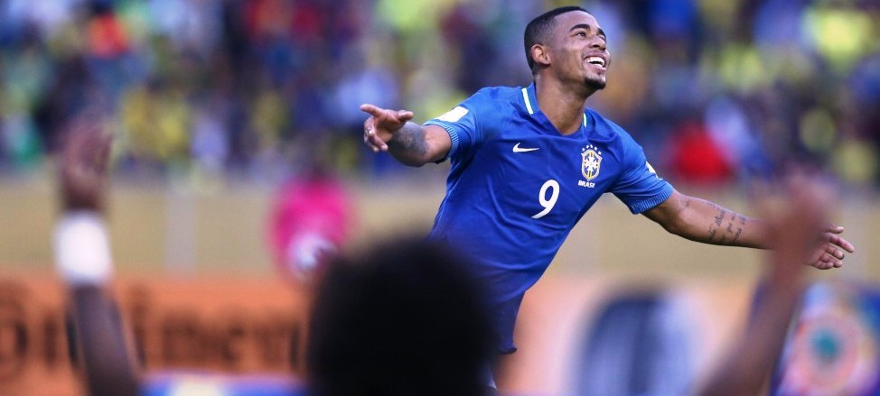 Brasil faz 3 a 0 no Equador na estreia de Tite