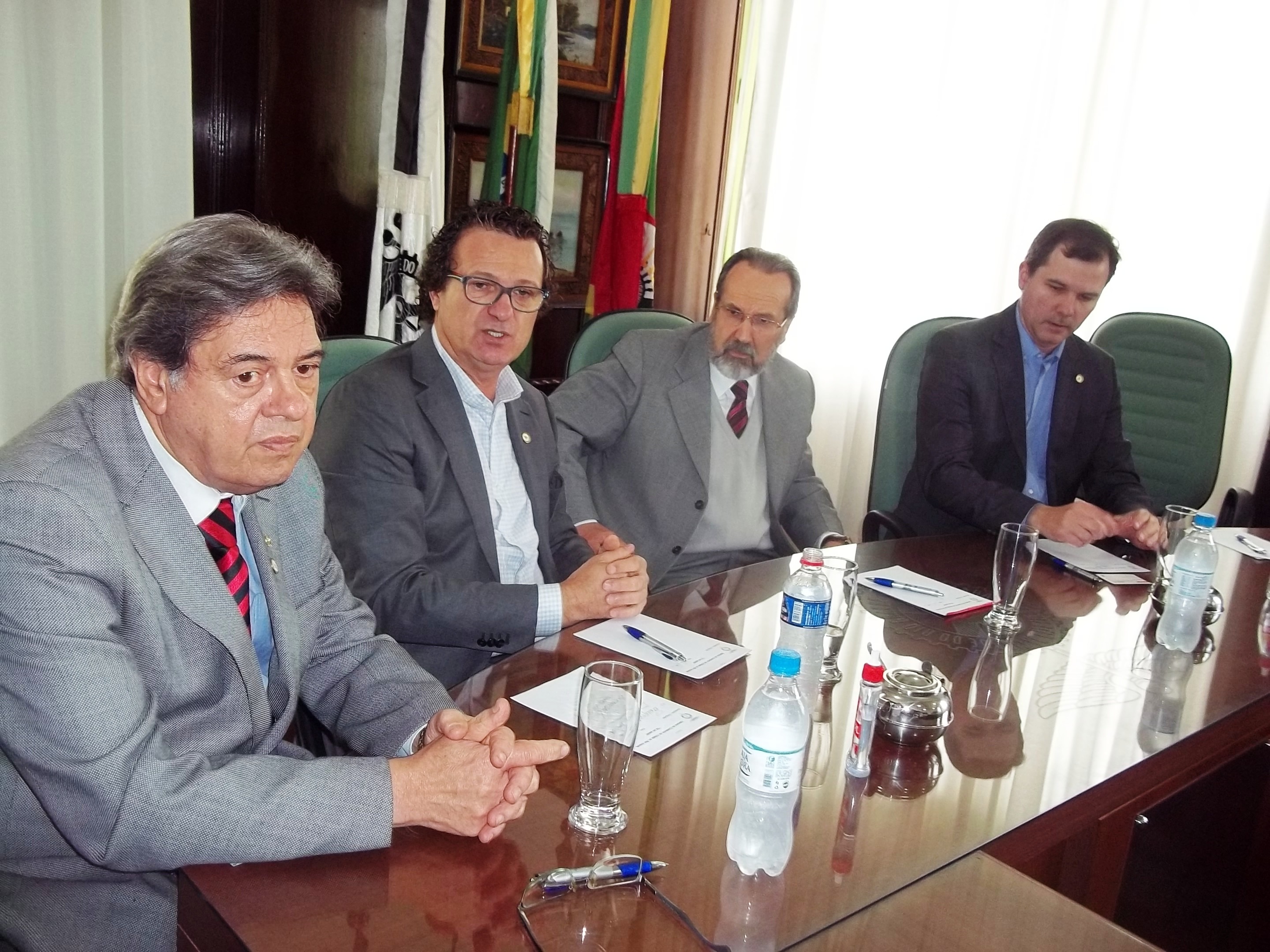 Palestrante chama atenção para importância da responsabilidade social nas empresas