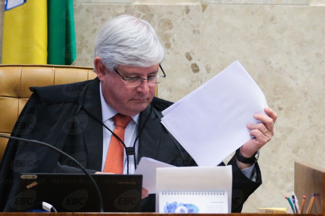 Janot vai pedir investigação de vazamento de delação de ex-diretor da Odebrecht