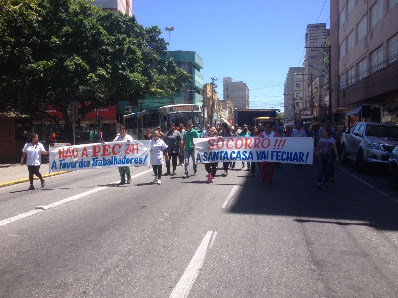 Funcionários da Santa Casa deflagram greve em Rio Grande