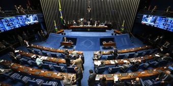 Senado aprova PEC do Teto dos Gastos Públicos em segundo turno