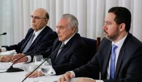 Meirelles diz que juros do cartão de crédito começarão a cair no final março