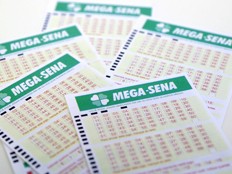  Mega-Sena acumulou e deve pagar R$ 225 milhões no sábado