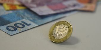 Entram em vigor novas regras da Receita para facilitar combate à corrupção