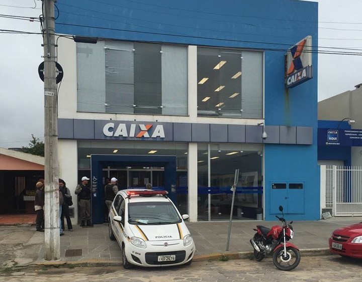 Agência da Caixa Economica Federal é arrombada na madrugada desta terça-feira