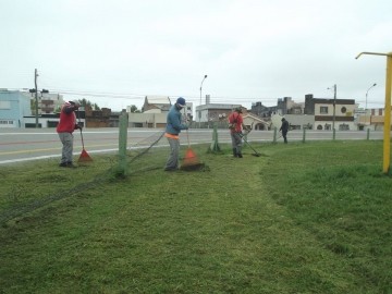 Parque do Trabalhador e Praça Saraiva recebem ações de limpeza