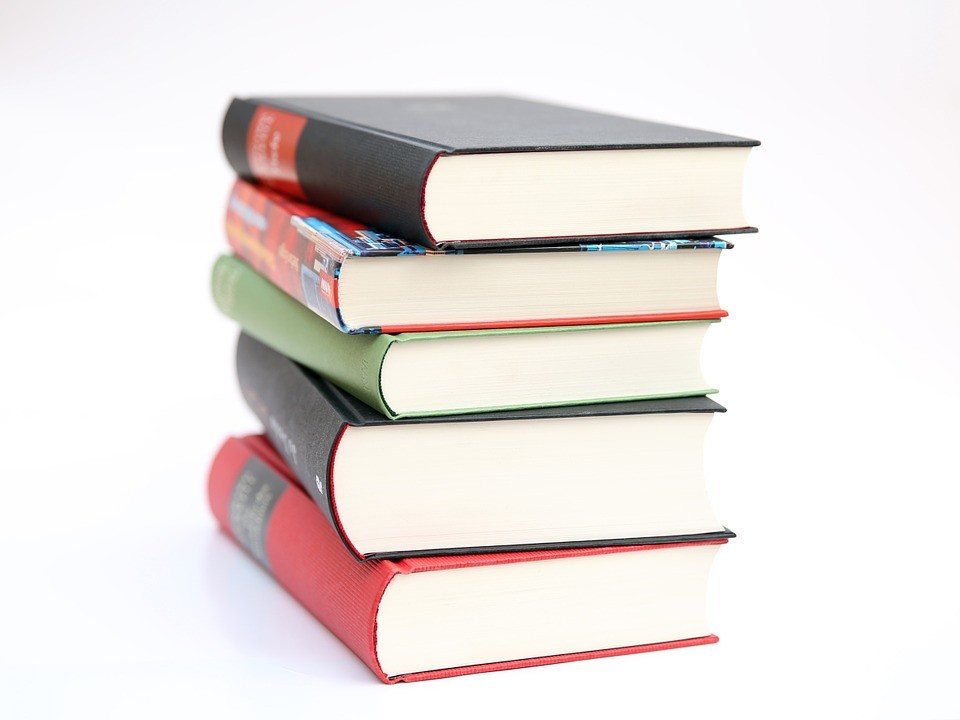 Projeto "Troca de Livros" participa da 44ª Feira do Livro da FURG