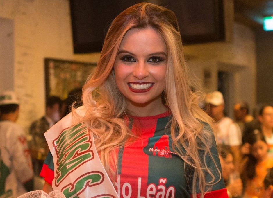 Thais Lopes é a musa do Leão 2017