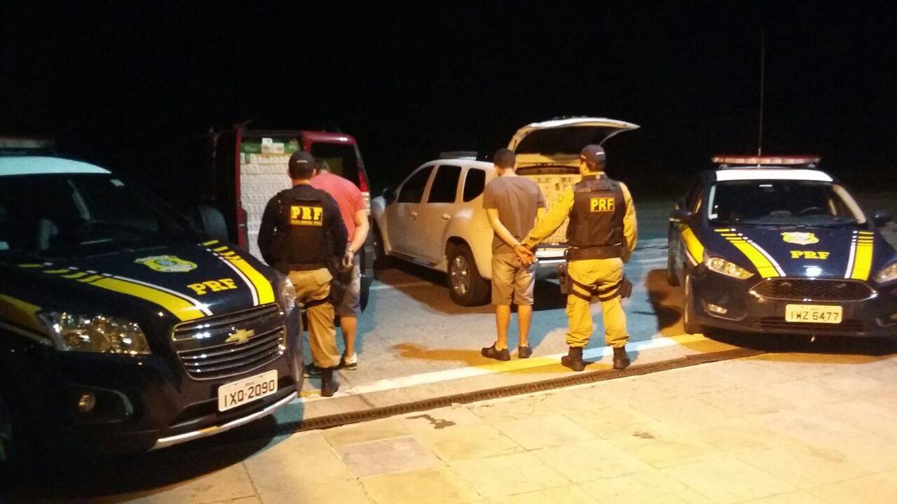 PRF apreende comboio de cigarros contrabandeados em Rio Grande