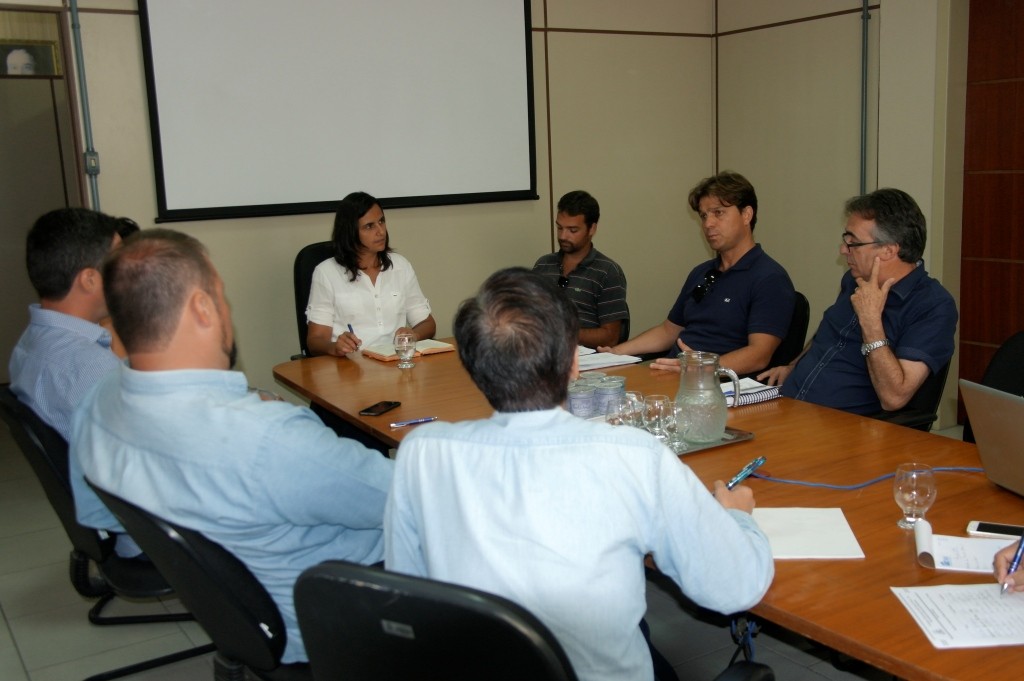 Executivo e EBR firmam Termo de Compromisso