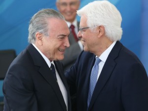 Temer diz ao STF que não houve má intenção ao nomear Moreira Franco 