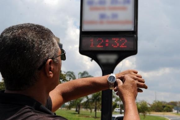  Horário de verão acaba no próximo domingo