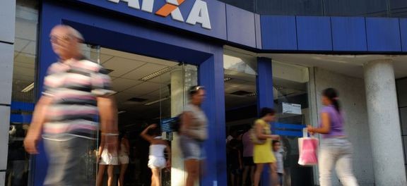 Agências da Caixa abrem mais cedo para tirar dúvidas sobre saque do FGTS inativo