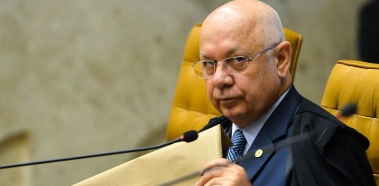 Teori Zavascki está em lista de passageiros de avião que caiu no RJ