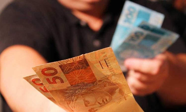 Estado paga R$ 52 milhões da dívida e faz novo repasse para saúde