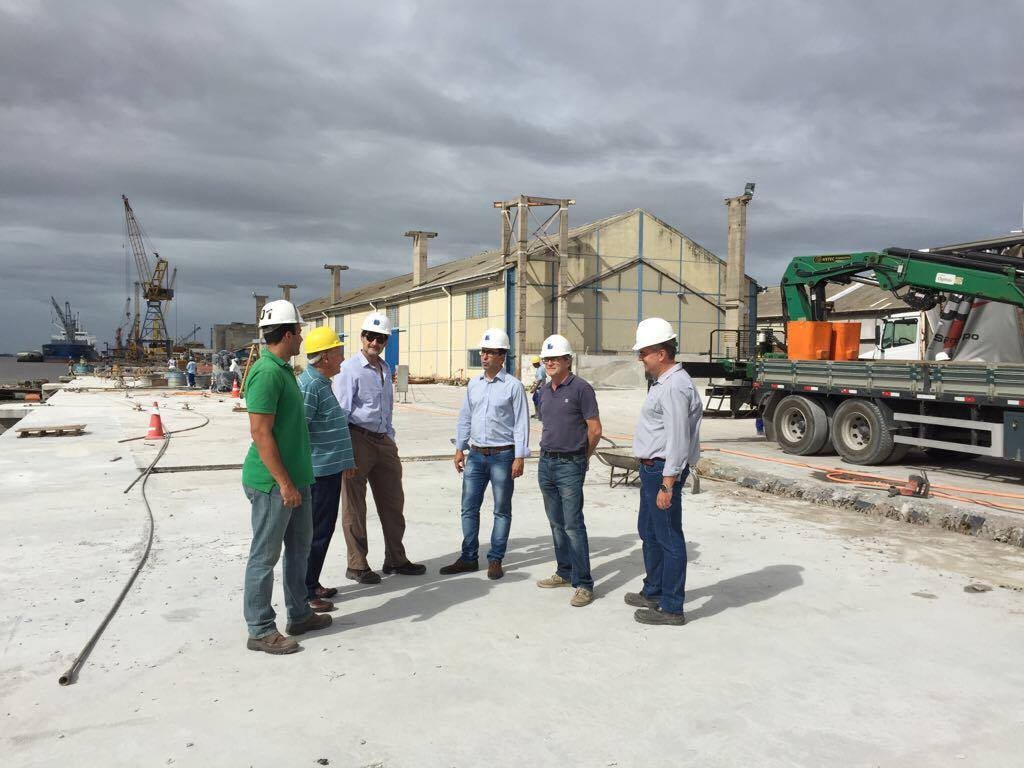 SUPRG realiza vistoria em obra de modernização