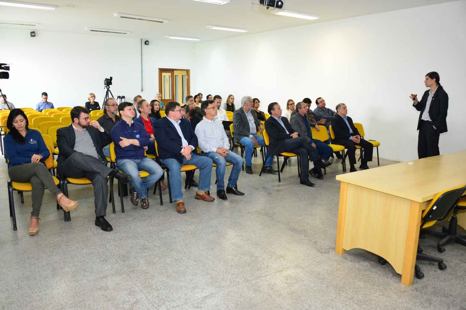 APL apresenta contra-argumentos para manutenção do Polo