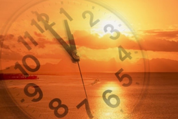 Horário de verão termina neste domingo; relógios devem ser atrasados em uma hora