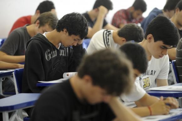 Estudantes acertam, em média, menos de 50% das provas específicas do Enade