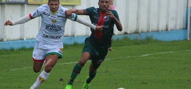 São Paulo leva 3-1 do Brusque