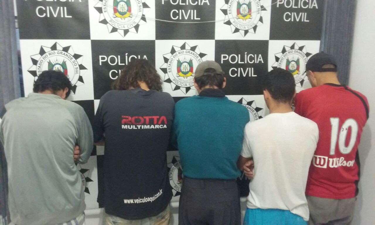 Cinco pessoas são presas suspeitas de descarrilar trem para furto de soja