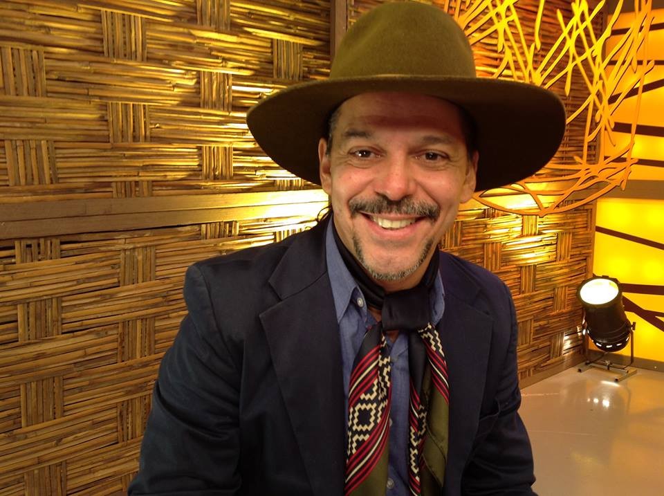 Rodeio Artístico e Cultural começa sexta-feira e conta com show do cantor nativista Neto Fagundes