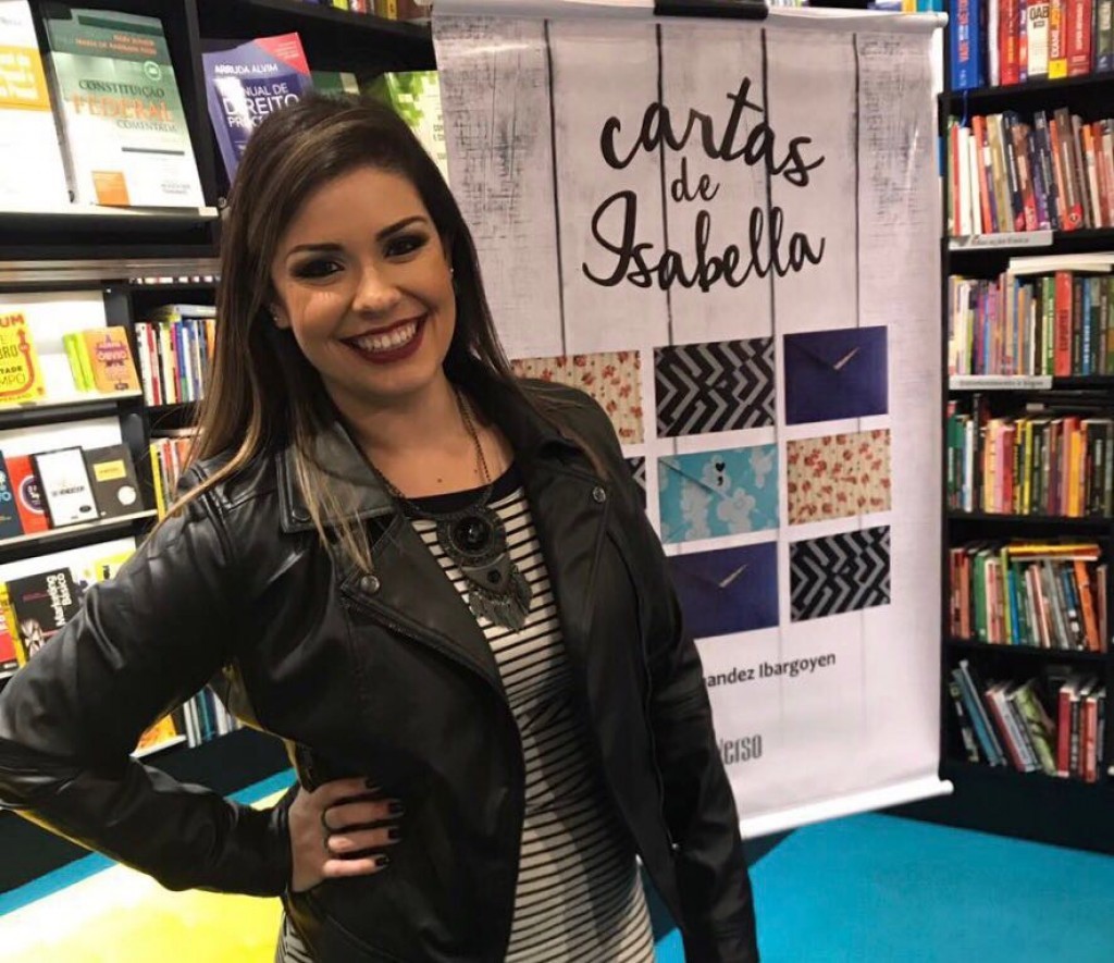 Autora de livro "Cartas de Izabella" faz lançamento em Rio Grande