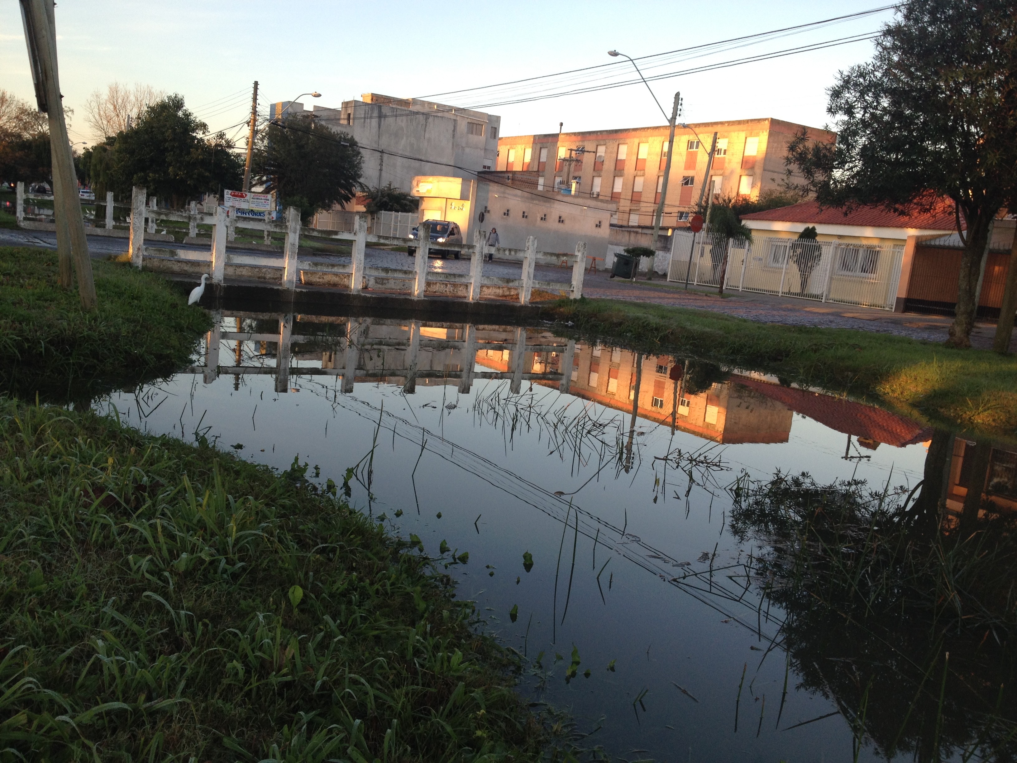 Nível da água ainda está acima do normal