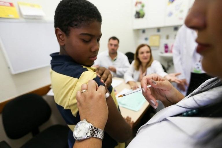 Cobertura da vacinação contra HPV pelo SUS é ampliada