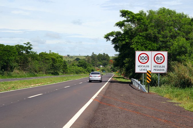 Trechos na BR-392 entre Rio Grande e Pelotas terá velocidade alterada