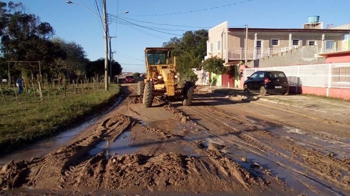 Ruas do Cassino recebem melhorias após chuvas do final de semana
