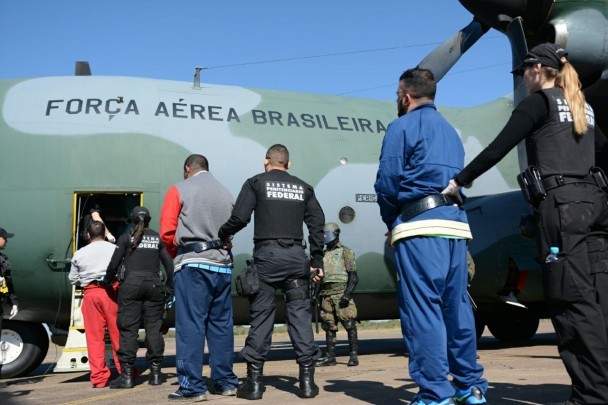 Segurança Pública desencadeia a maior operação para transferência de presos no RS