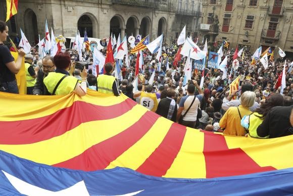 "Sim" vence com 90% dos votos; Catalunha pedirá proclamação da independência