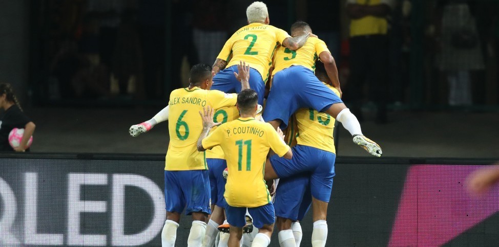 Seleção vence e elimina o Chile da Copa